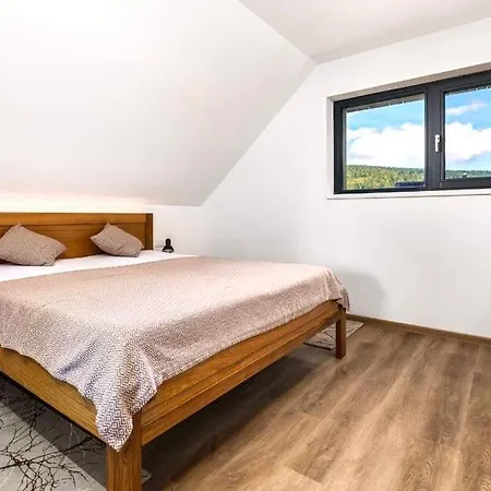 Apartment Na Vysluni Sumava - U Lipy *